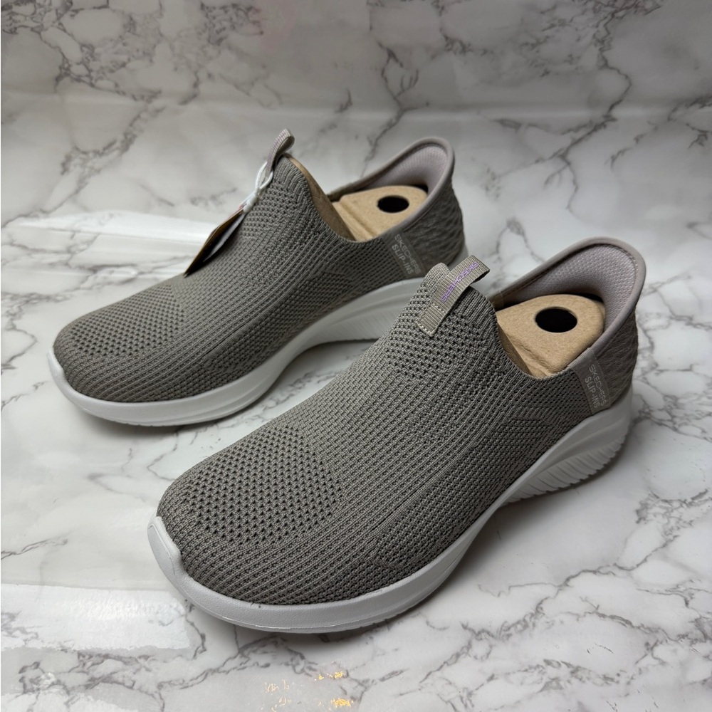 Women's Slip-Ins: Skechers Ultra Flex 3.0 US Size 7,5 Taupe